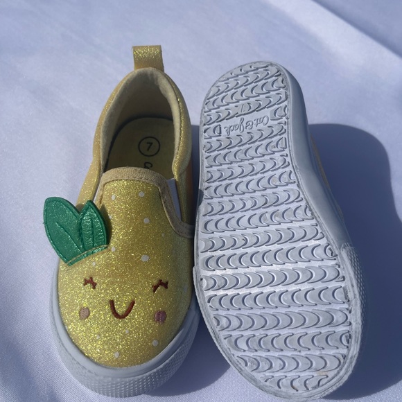 Sneakers Cat and Jack/ Girls - Picture 3 of 5